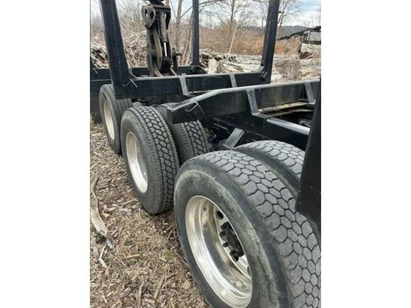 2013 Kenworth T-800 Log Truck